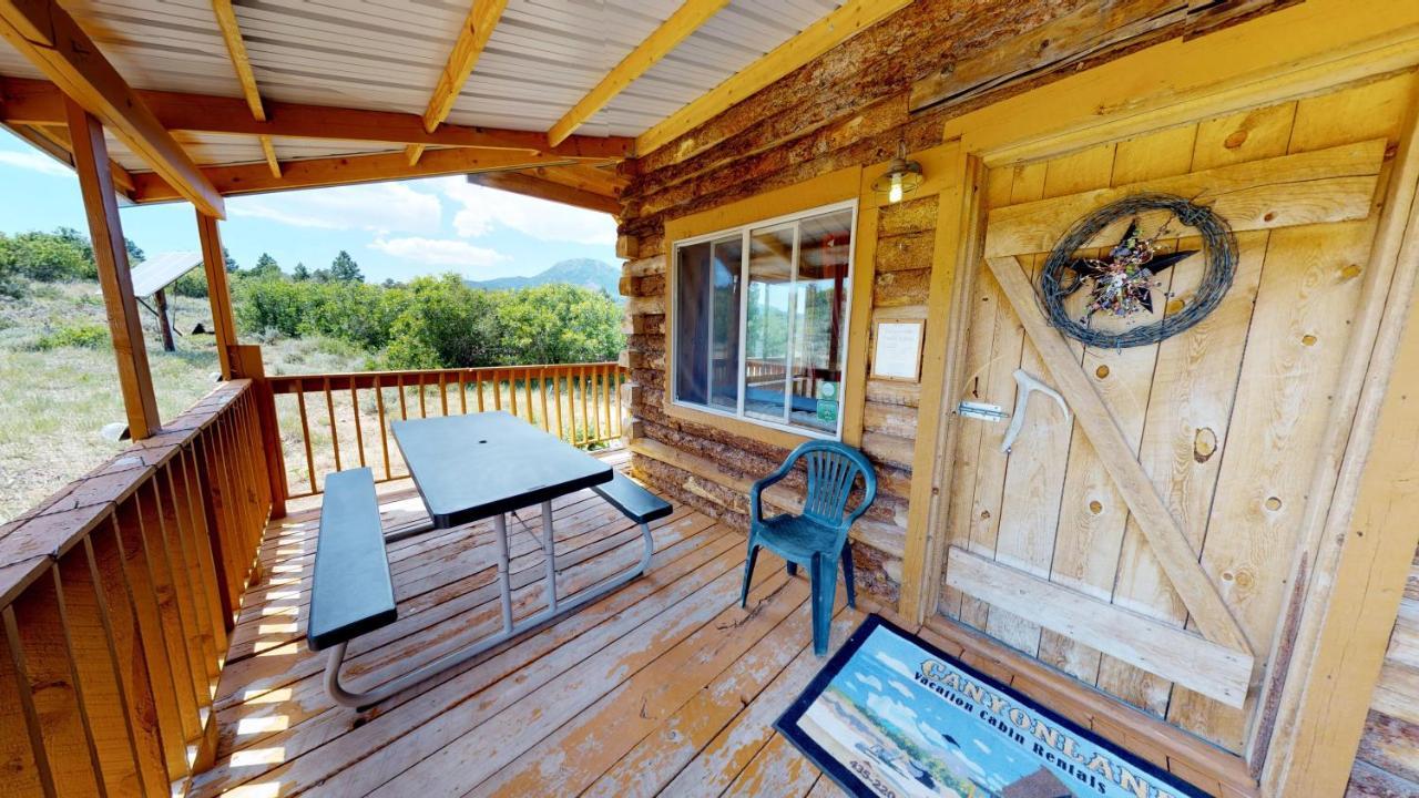 Canyon View Family Cabin, Deck, Tv Room, Games, Bbq, Campfire มอนติเชลโล ภายนอก รูปภาพ